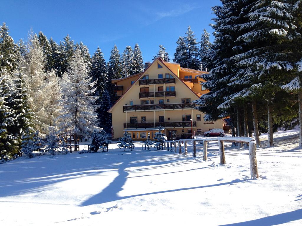 Ski Apartmany Spiezovec Donovaly Ngoại thất bức ảnh